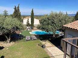 Montbrun Vineyard Escape