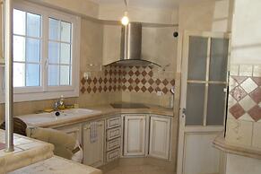 Villa in Reillanne With Private Pool