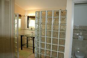 Villa in Reillanne With Private Pool
