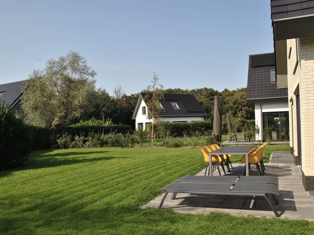 Bungalow on Texel Near De Koog Beach
