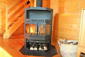 Lakeside Escape for 6 Guests