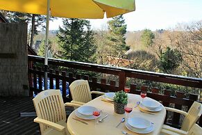 Lakeside Escape for 6 Guests
