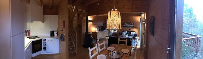 Lakeside Escape for 6 Guests