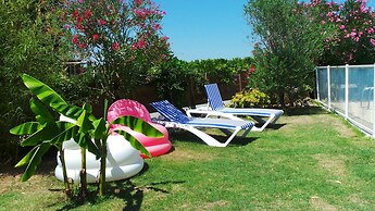 Beautiful Holiday Home With Swimming Pool