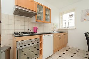 Apartment in a Quiet, Rural Area, not far From the Centre
