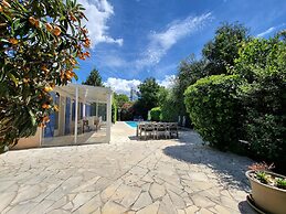 Villa in Saint-couat With Private Pool