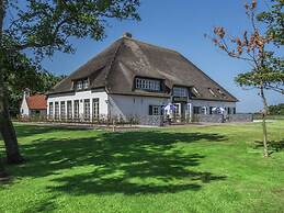 Farmhouse in De Cocksdorp Near Beach
