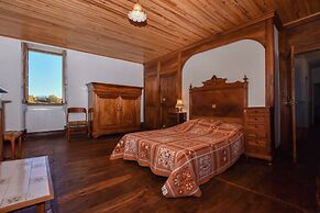 Vintage Retreat in Montfaucon