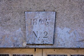 Vintage Retreat in Montfaucon