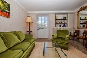 Vintage Retreat in Montfaucon