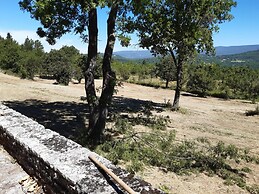 Villa in Saignon With Pool and Scenic Views
