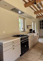 Villa in Saignon With Pool and Scenic Views