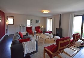 Luxe Villa in Montbrun