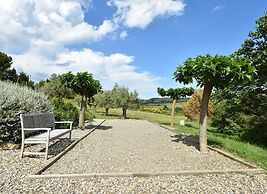 Luxe Villa in Montbrun