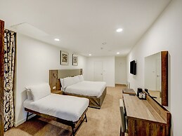 OYO Plymouth Central Hotel