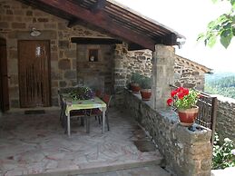 Hidden Retreat in Chassiers