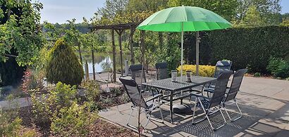 Family Home in Zeewolde by Forest Trails