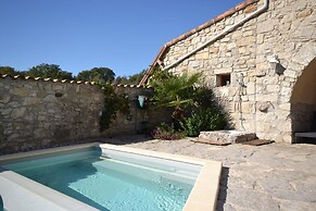 Garrigue Hideaway in Lanas
