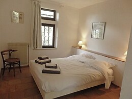 Saint-siffret: Forest & Pool