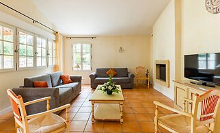 Elegant Villa in Fayence