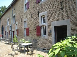 Rustic Apartment in Mesch near Town Center