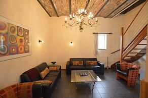 Spacious Villa near Town Center in Mesch
