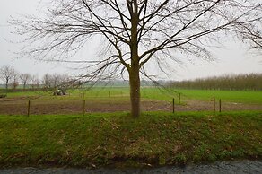 Spacious Villa near Town Center in Mesch