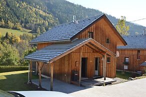 Spacious Chalet near Kreischberg Ski Area