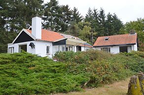 Hideaway: Sauna, Tennis & Trampoline