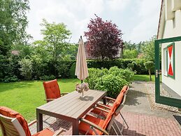 Holiday Home in Heeten Near Forest Trails