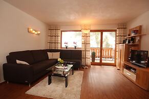 Boutique Apartment With Mountain View