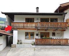 Boutique Apartment With Mountain View