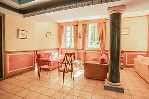 Studio in Montbrun Castle With Pool