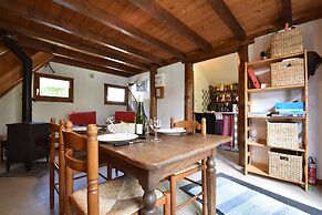 Quiet Chalet With Garden