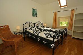 Farmstay With Garden Views