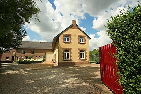 Farmstay With Garden Views
