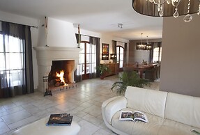 Villa in Sainte-maxime With Private Pool