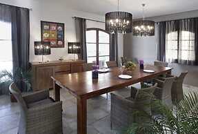 Villa in Sainte-maxime With Private Pool
