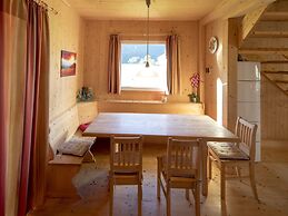 Classic Chalet With Infrared Sauna