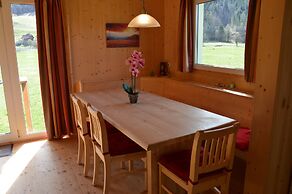 Classic Chalet With Infrared Sauna