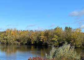 Historic Home Saint-aignan by Lake