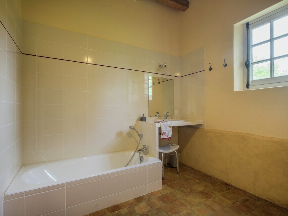 Historic Home Saint-aignan by Lake
