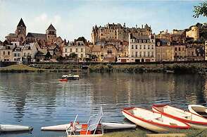 Historic Home Saint-aignan by Lake