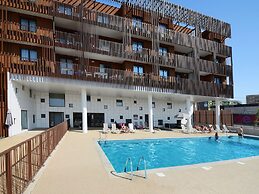 Stylish Sete Getaway