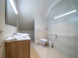 Cozy Apartment in Gosau With Shared Sauna