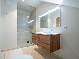 Cozy Apartment in Gosau With Shared Sauna