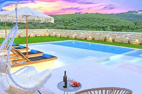 Blue Lake Villa