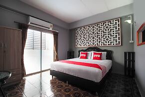 OYO 1006 FO Room