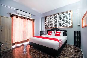 OYO 1006 FO Room
