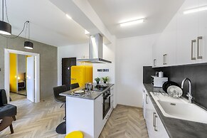 Castle Holiday Apartments